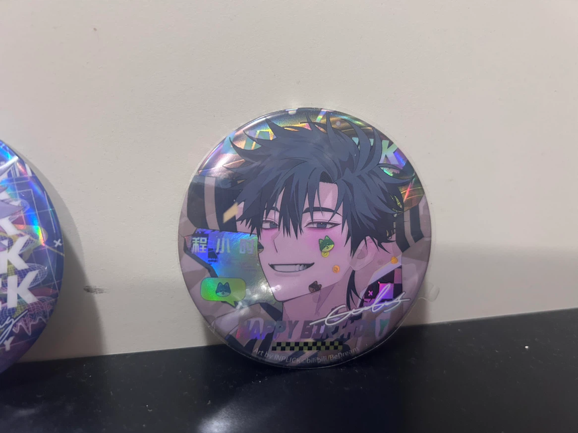 Official Bilibili Linkclick birthday pins - photo 2