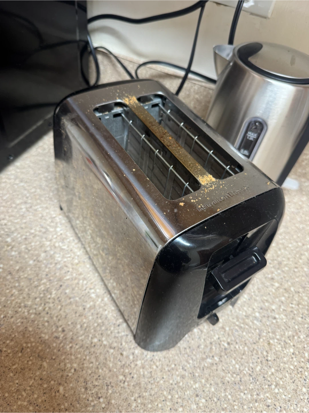 Hamilton Beach 2 Slice Toaster - photo 2