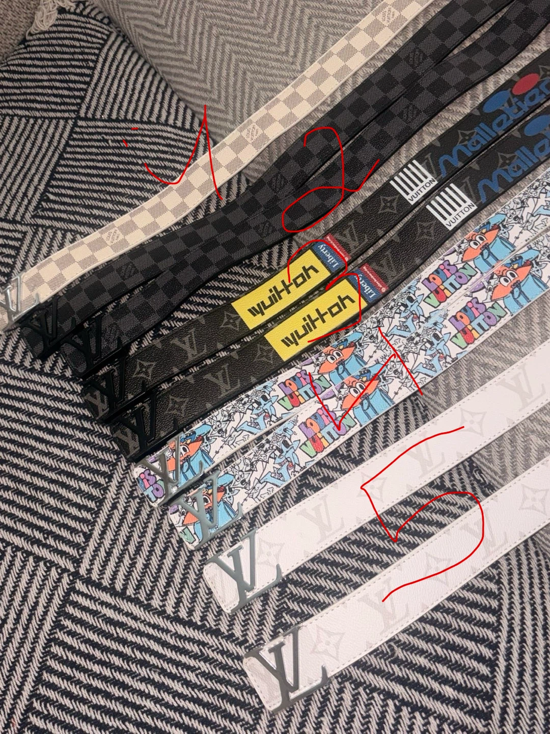 Louis Vuitton Belts (Bundle)