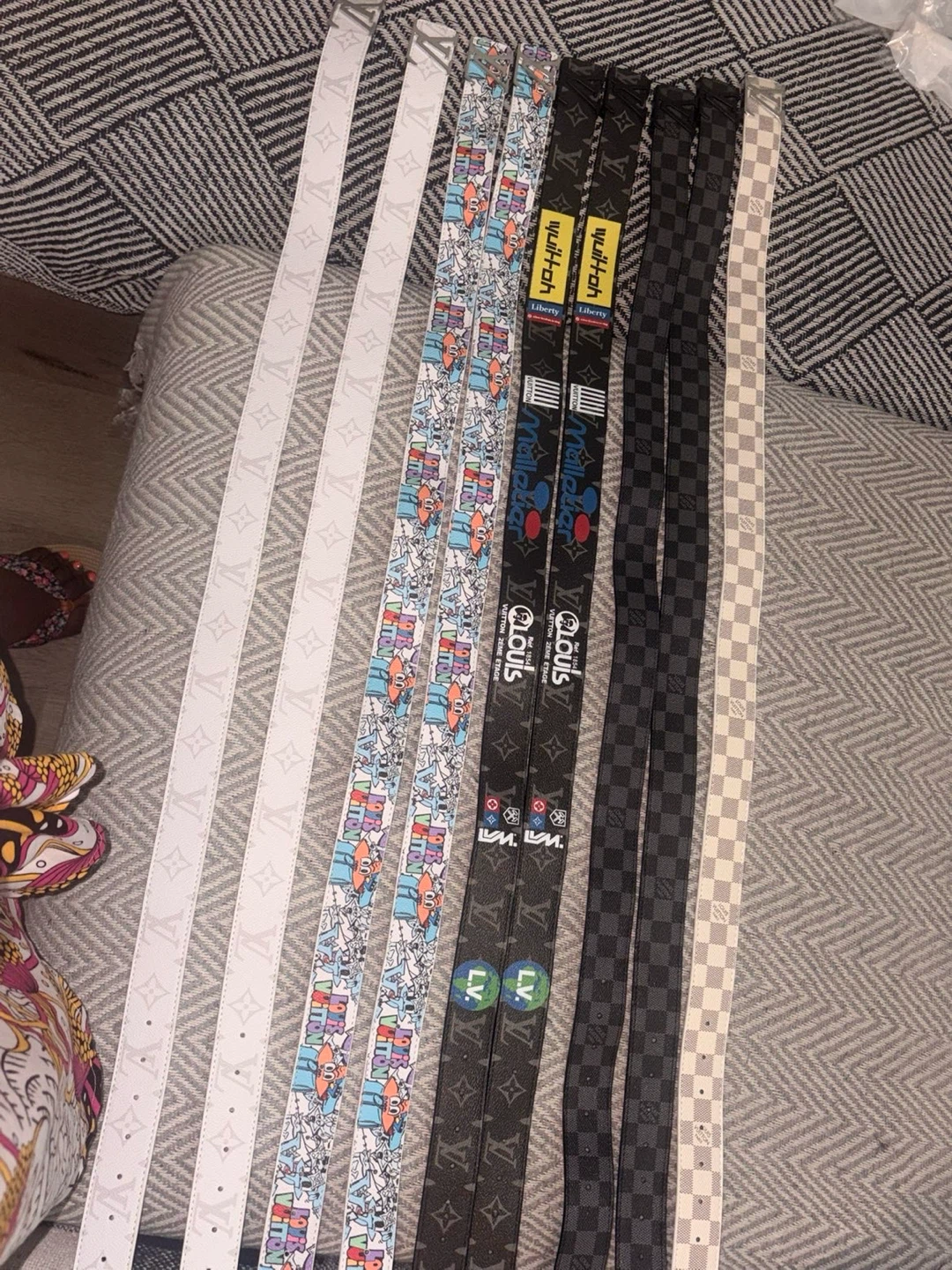 Louis Vuitton Belts (Bundle) - photo 2