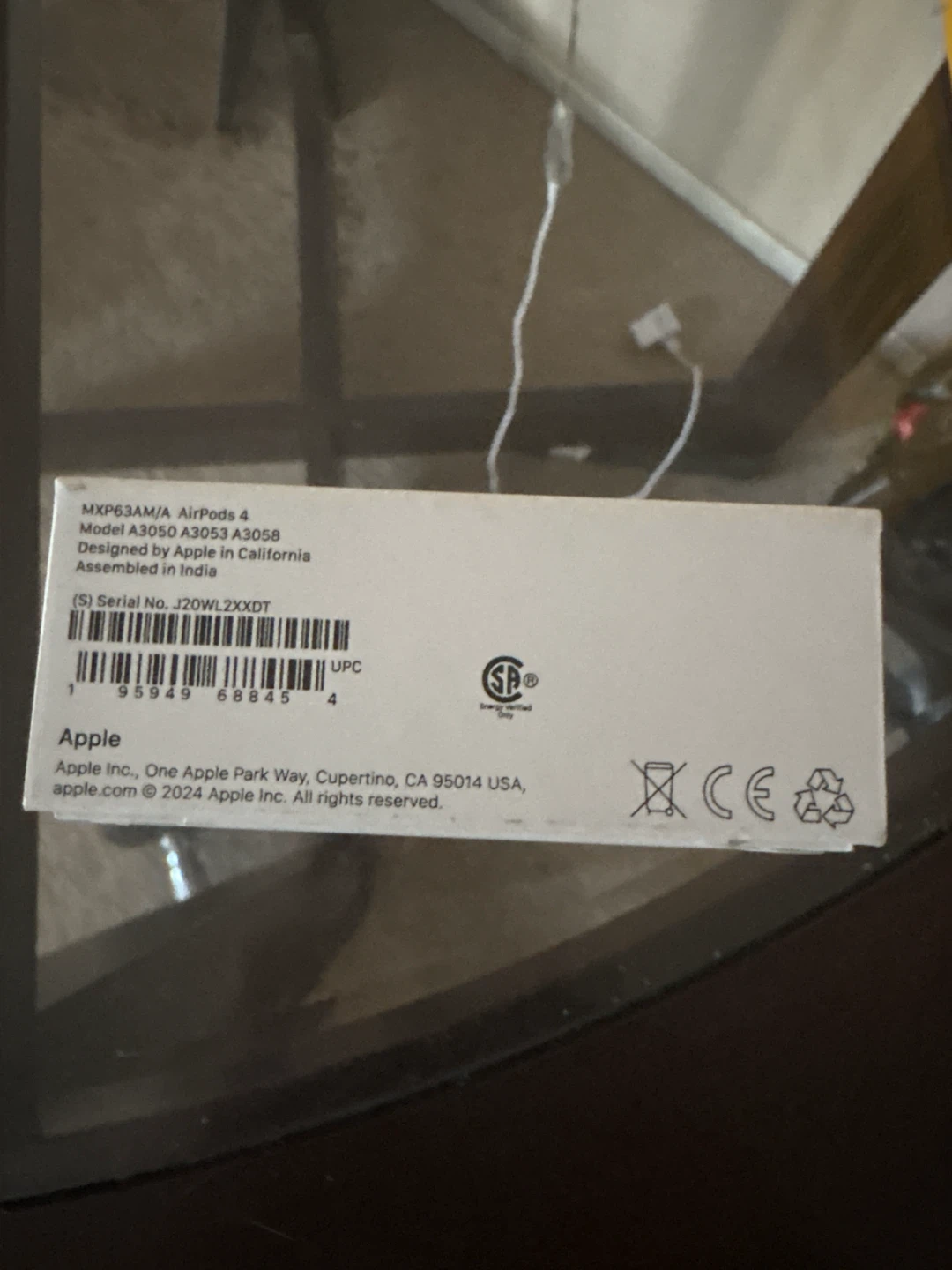 Apple AirPods 4 Wireless Headphones - photo 3