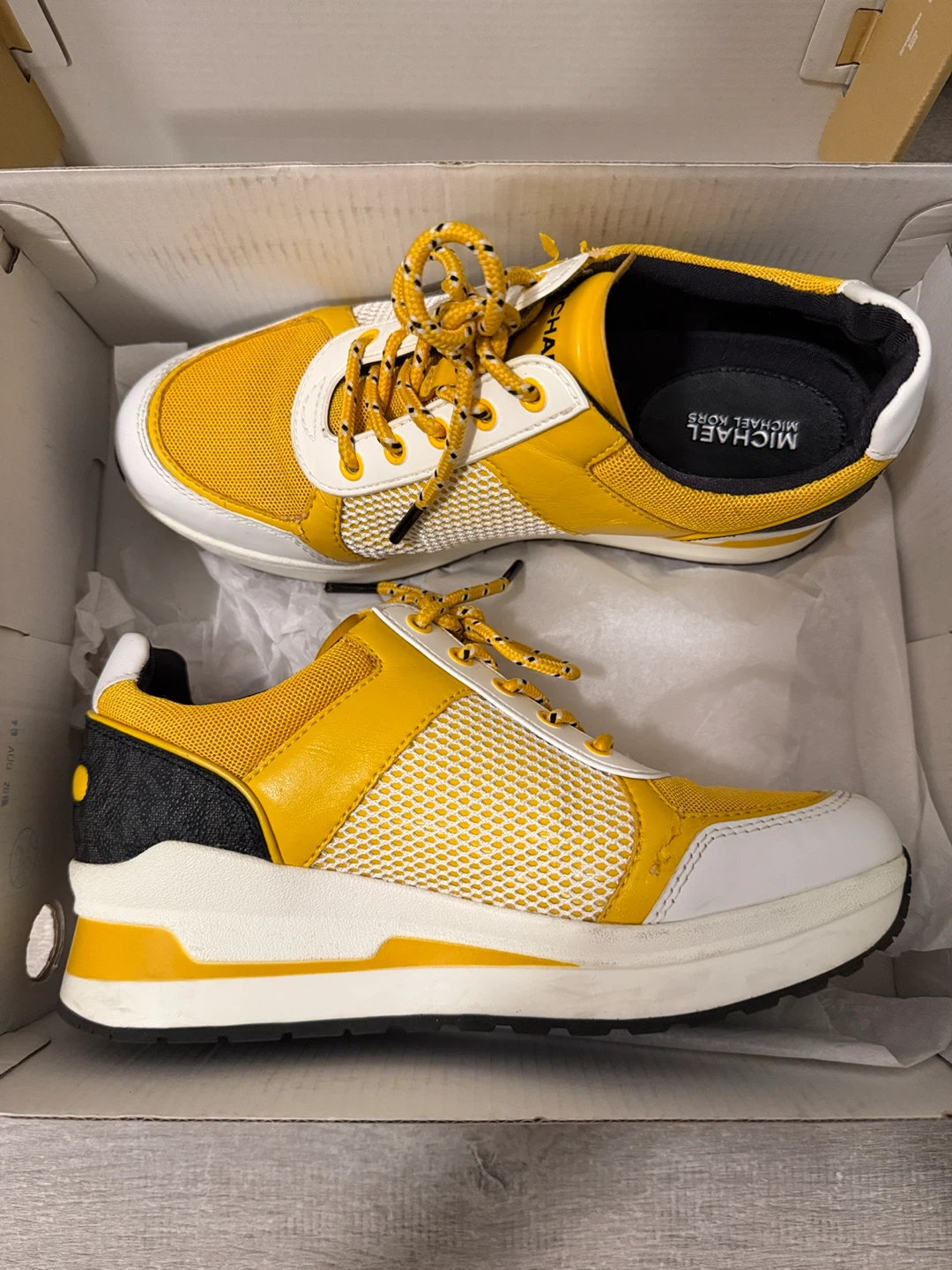 Michael Kors Lindy Trainer Sneakers Jasmine Yellow - photo 3