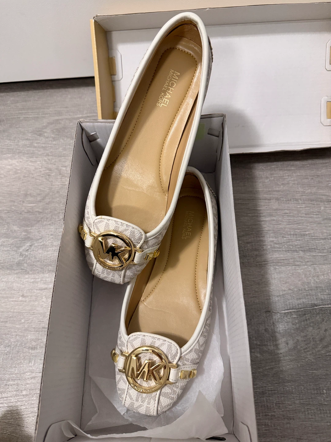 Michael Kors Fulton Moc Flats in Vanilla