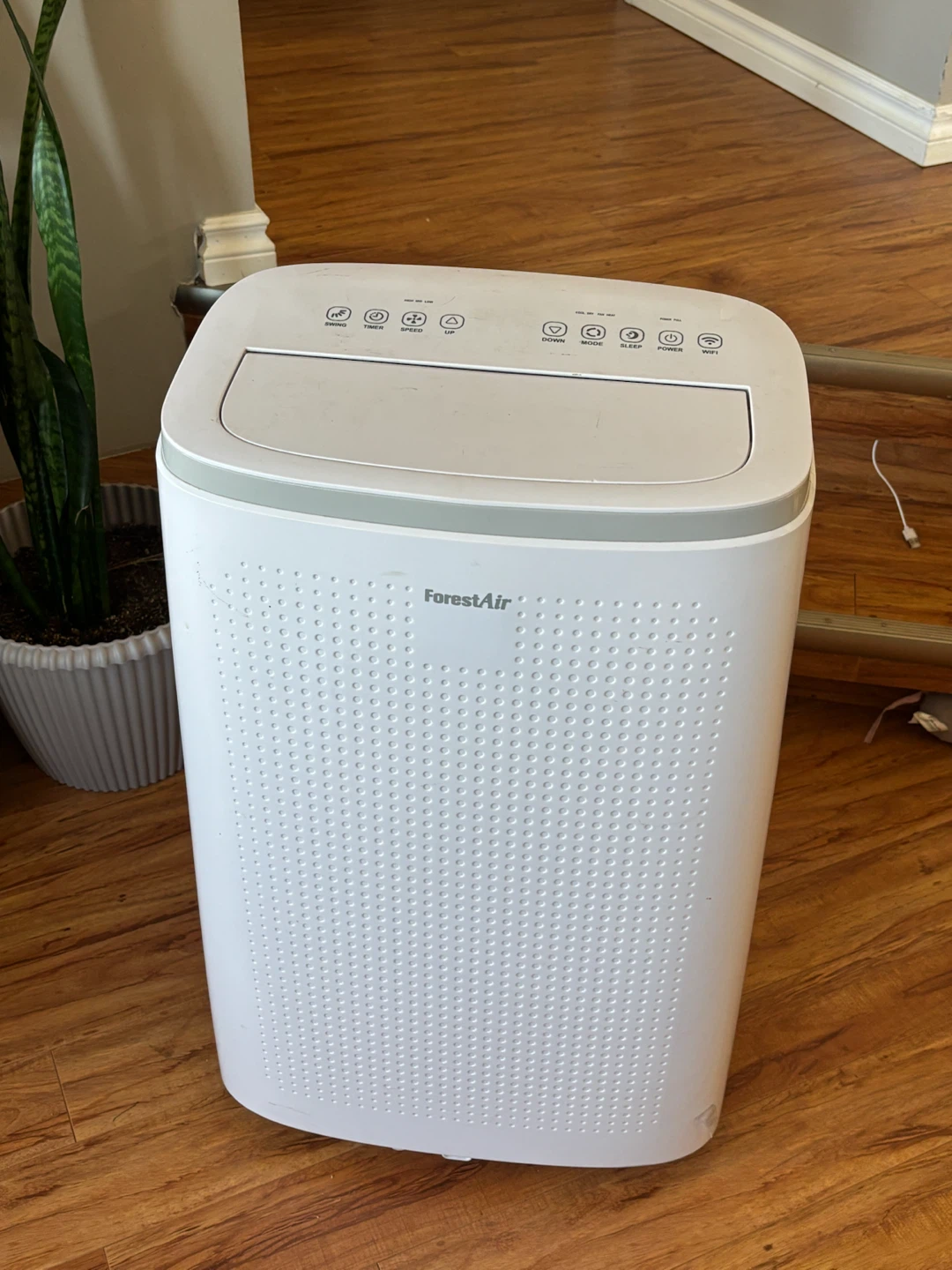 AIR CONDITIONER