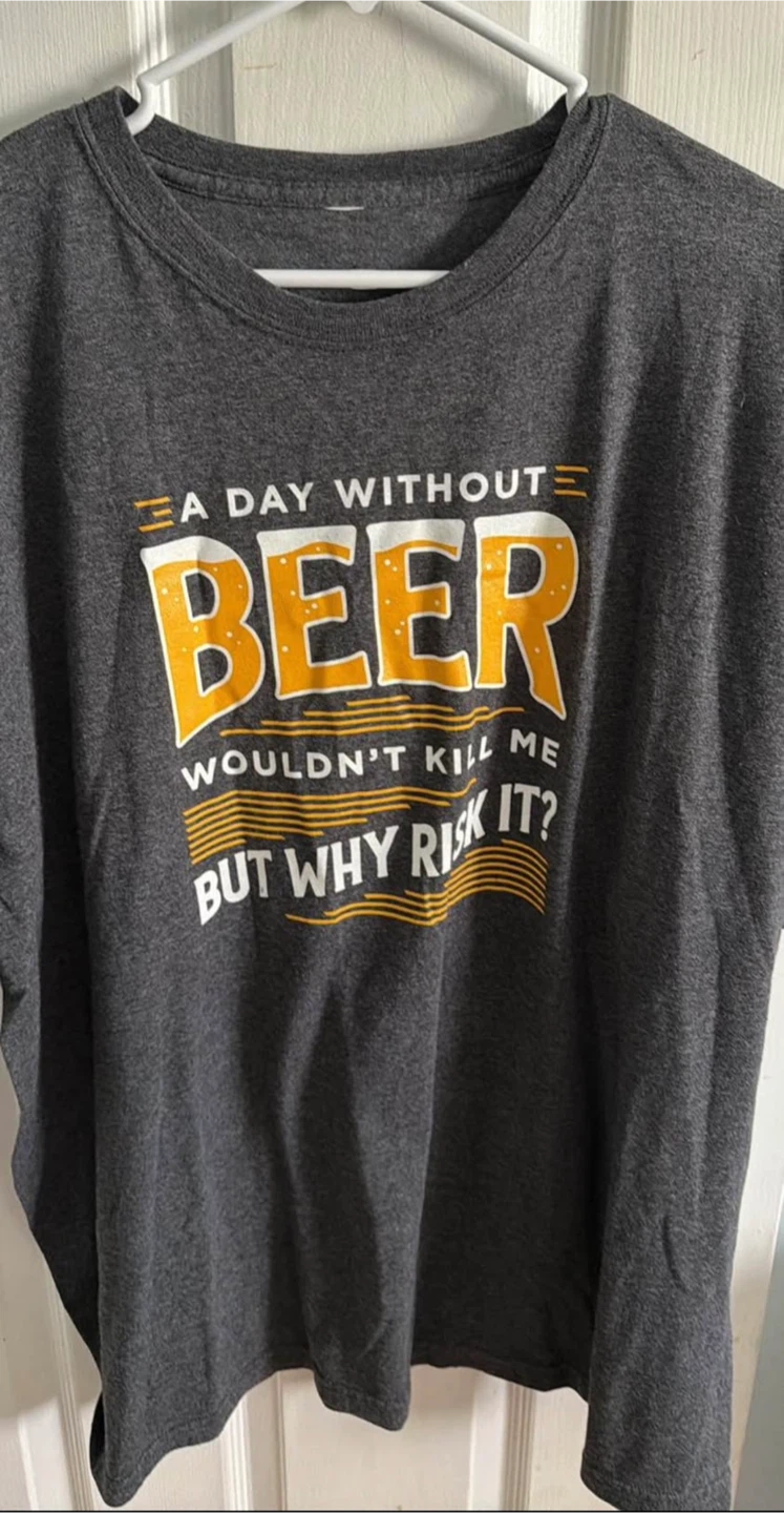Men t shirt size XL