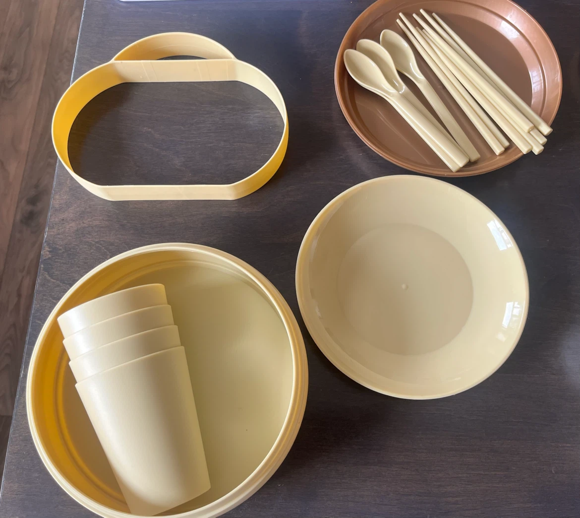 Plastic picnic set - photo 2