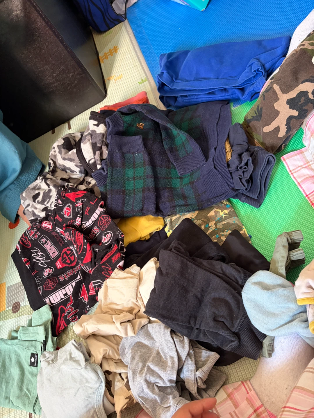 Assorted baby boy clothing bundle