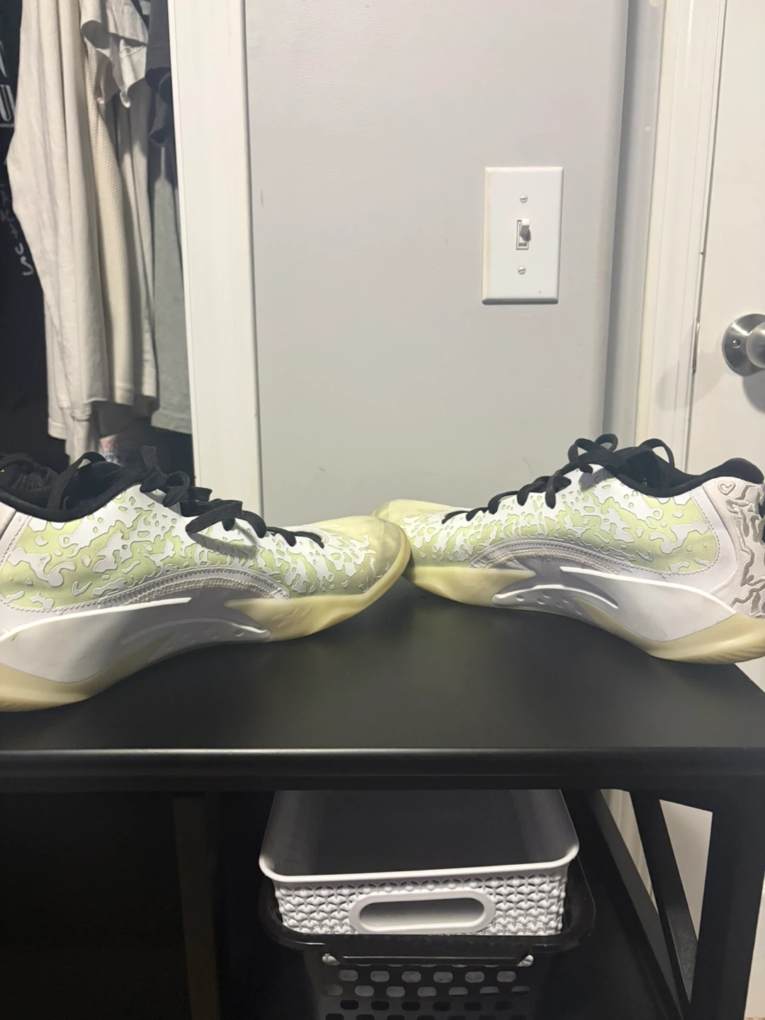Basketball shoes - photo 5