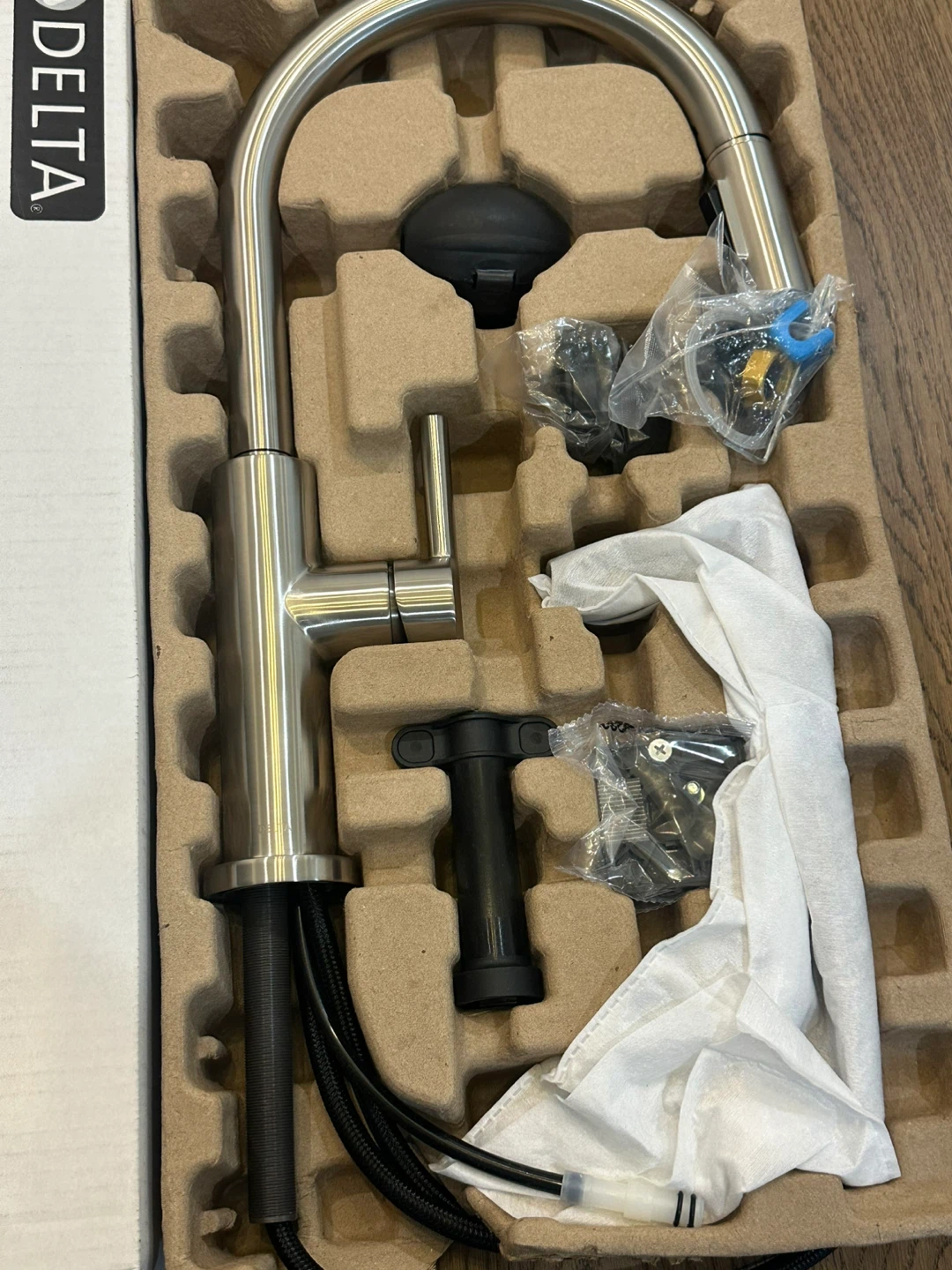 Delta Nicoli Pull-Down Kitchen Faucet - 19867LF-SS - photo 3