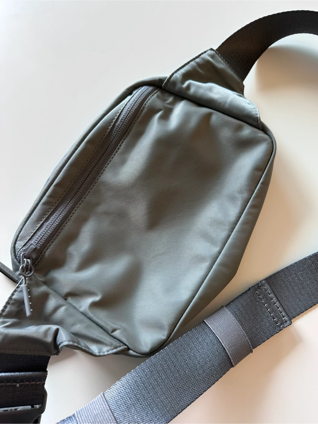 Lululemon Belt Bag Grey - photo 2