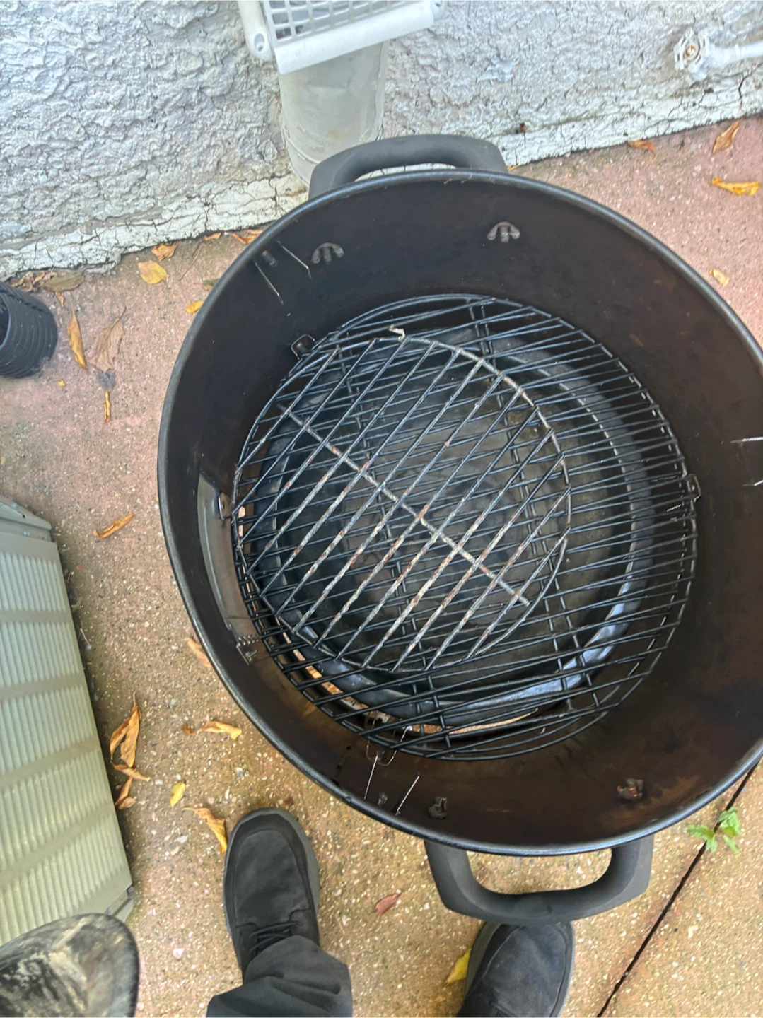 Smoker with cover - photo 2