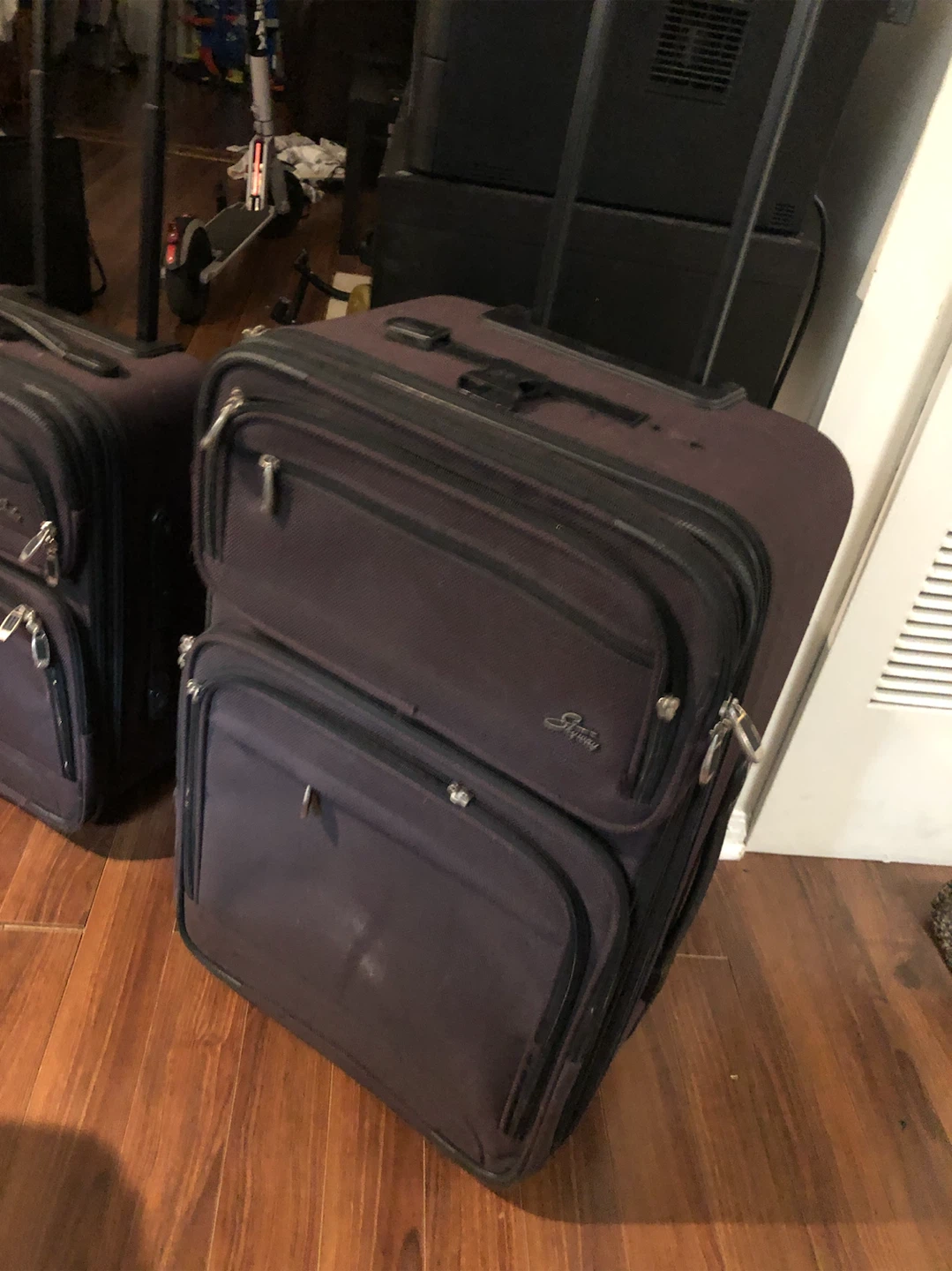 Skyway Luggage Suitcase - photo 4