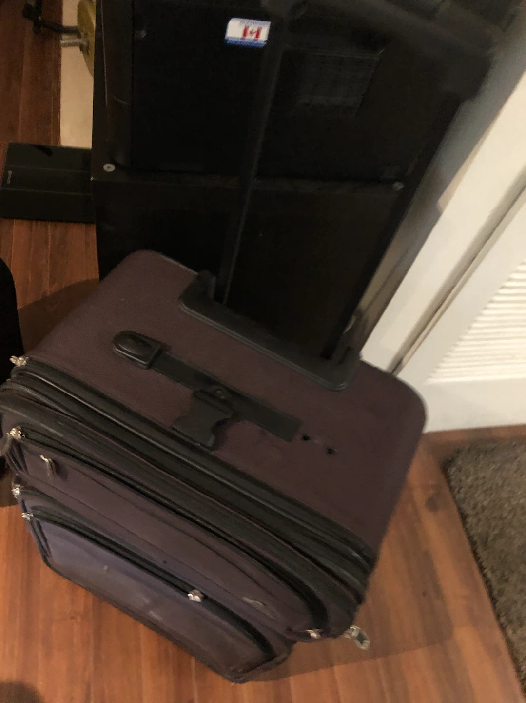 Skyway Luggage Suitcase - photo 5