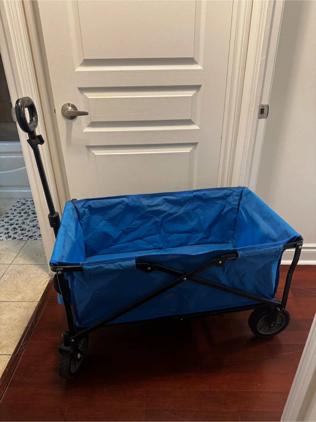 Collapsible Utility Wagon in Blue