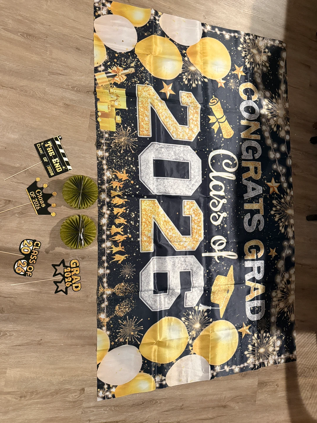 Class of 2026 Graduation Decoration Set - photo 3