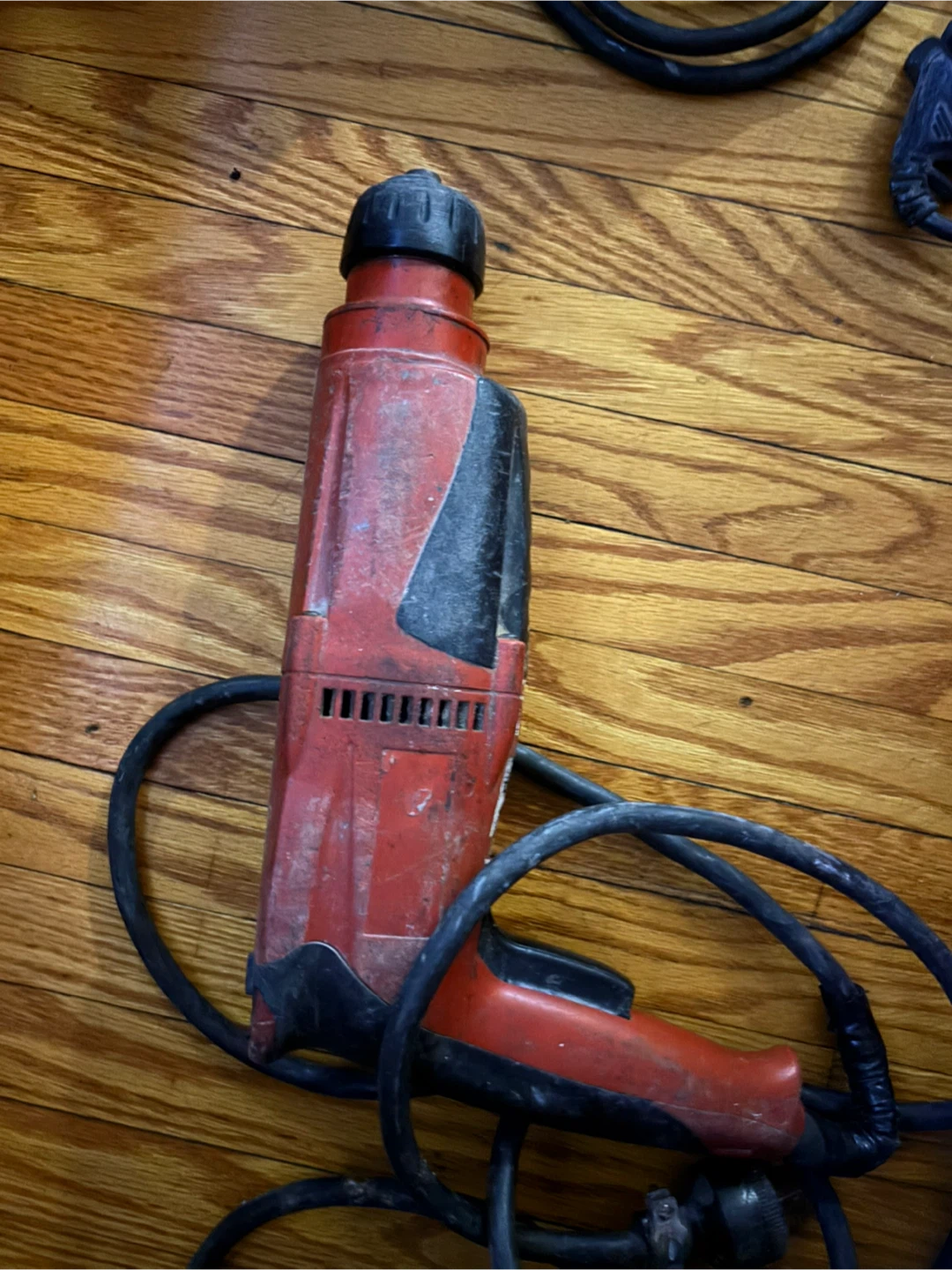 Hilti TE 2 Rotary Hammer Drill - photo 2