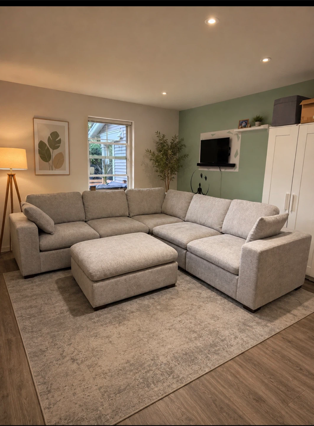 Sectional Sofa with Ottoman ( Delivery Available )
