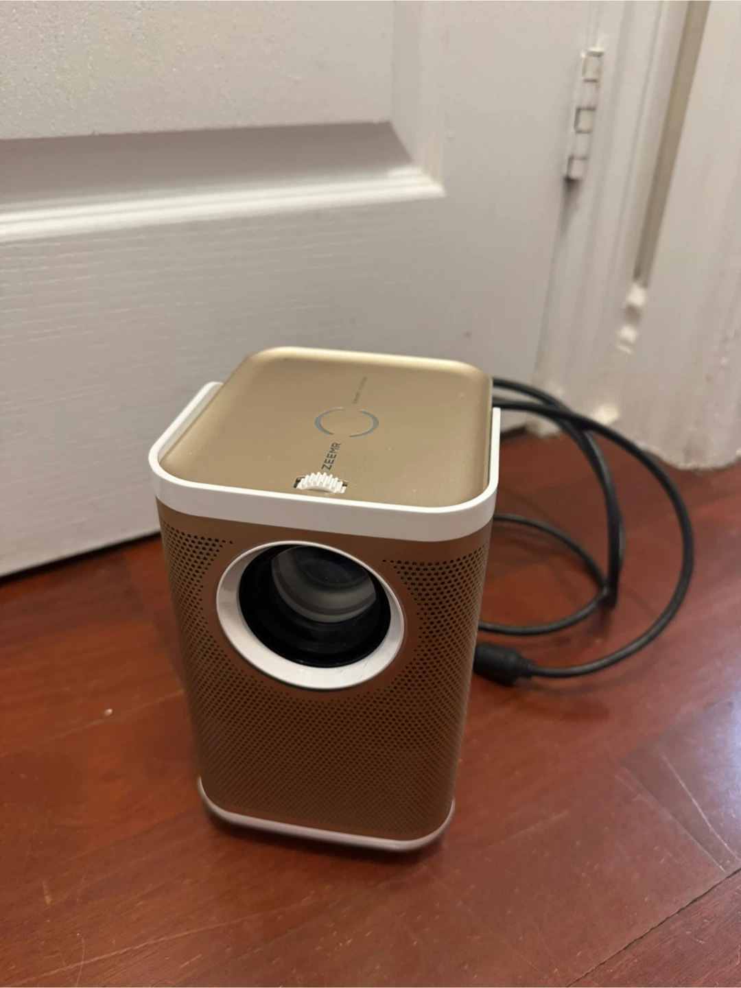 ZEEMR Diva Pro Smart Projector