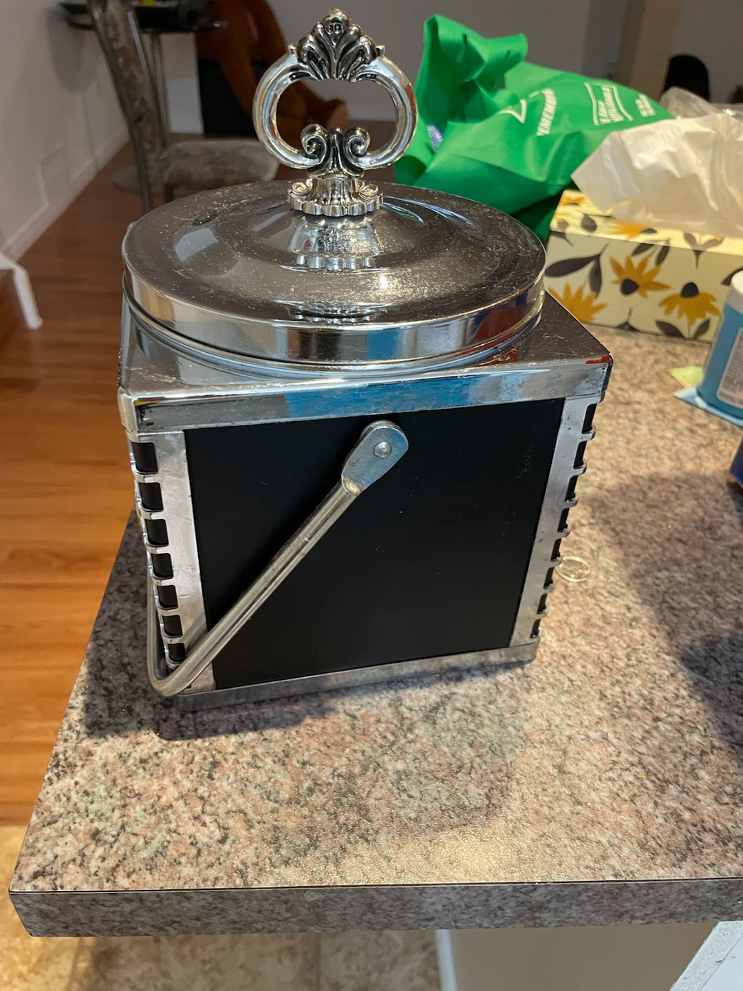 Vintage chrome and black knight ice bucket - photo 2