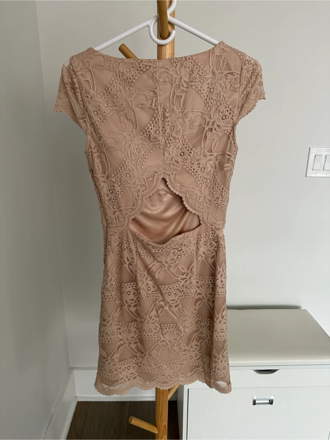 Bebe Lace Sheath Dress - photo 3
