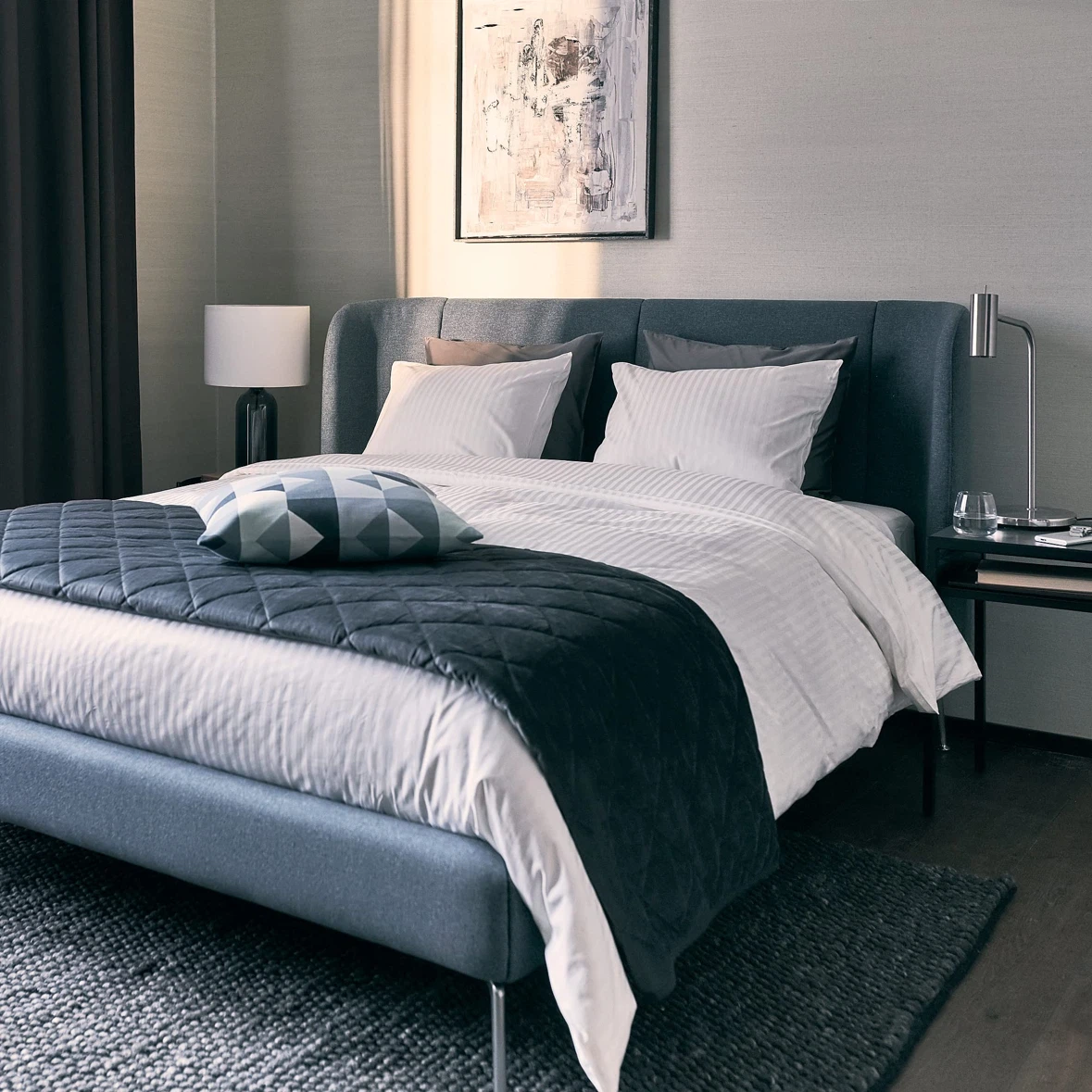 Queen bed frame - photo 4