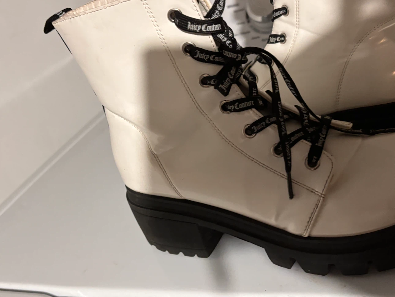 Juicy Couture White Lace-Up Boots - photo 5