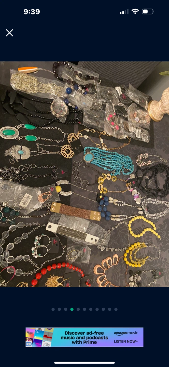 Each $1 Large Collection of Paparazzi Jewelry Pieces - photo 2