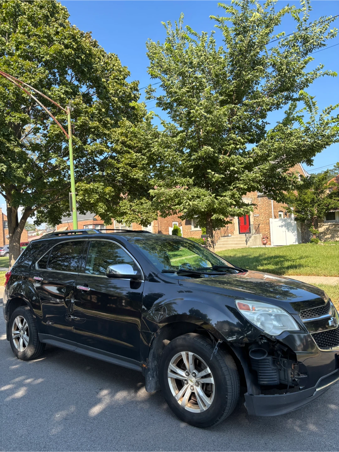 Black Chevrolet Equinox - photo 3