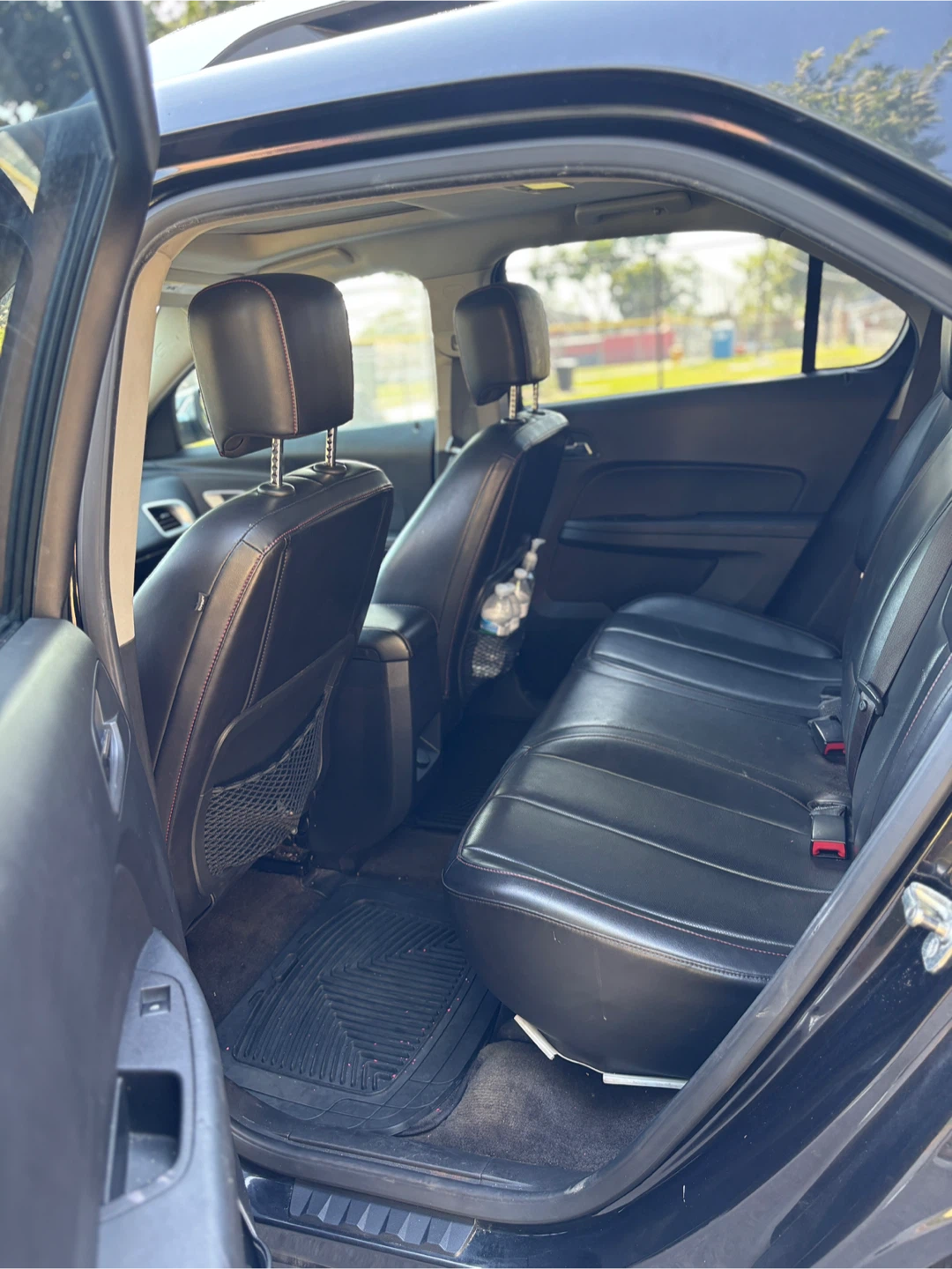 Black Chevrolet Equinox - photo 5