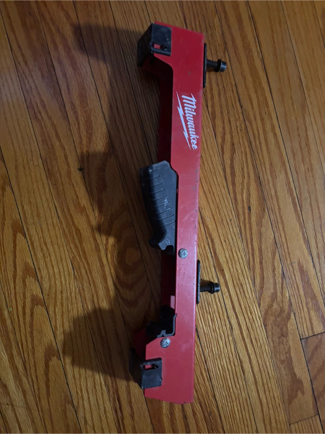 Milwaukee M18 Mitre Saw Stand Material Support