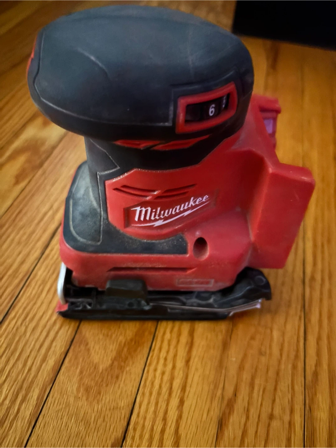 Milwaukee M18 Orbital 1/4 Sheet Sander