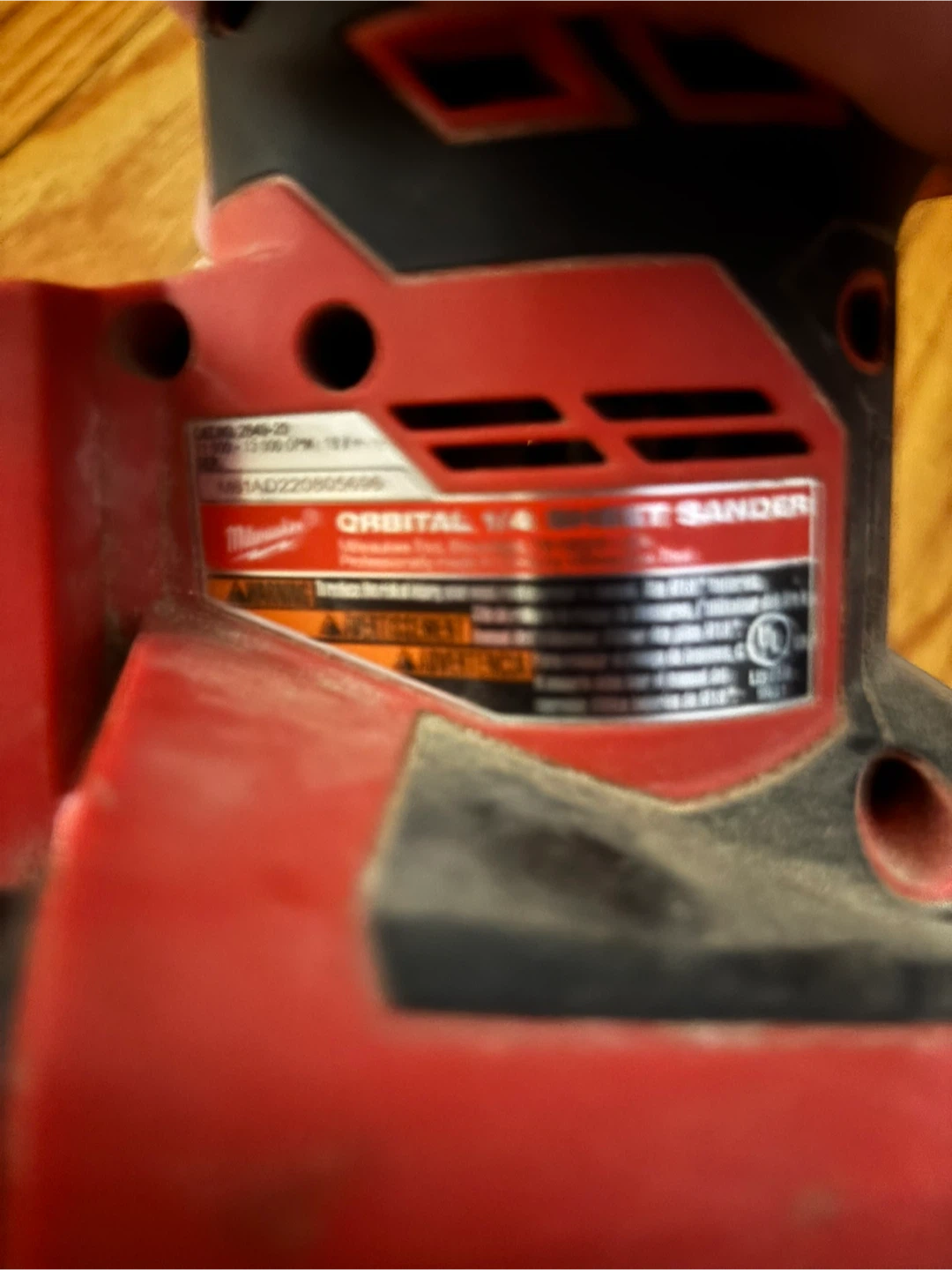 Milwaukee M18 Orbital 1/4 Sheet Sander - photo 2