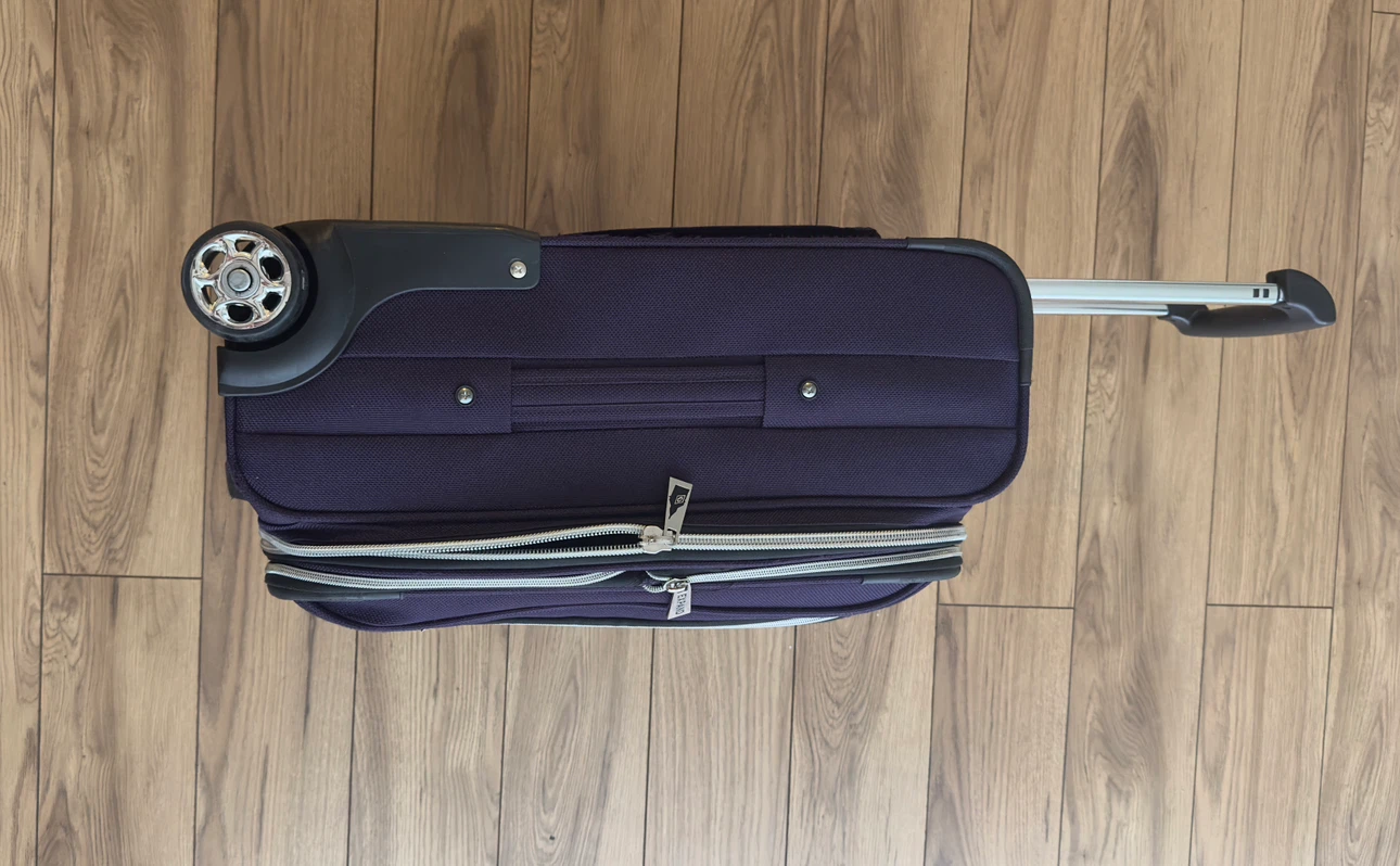 London Fog Purple Rolling Suitcase - photo 4