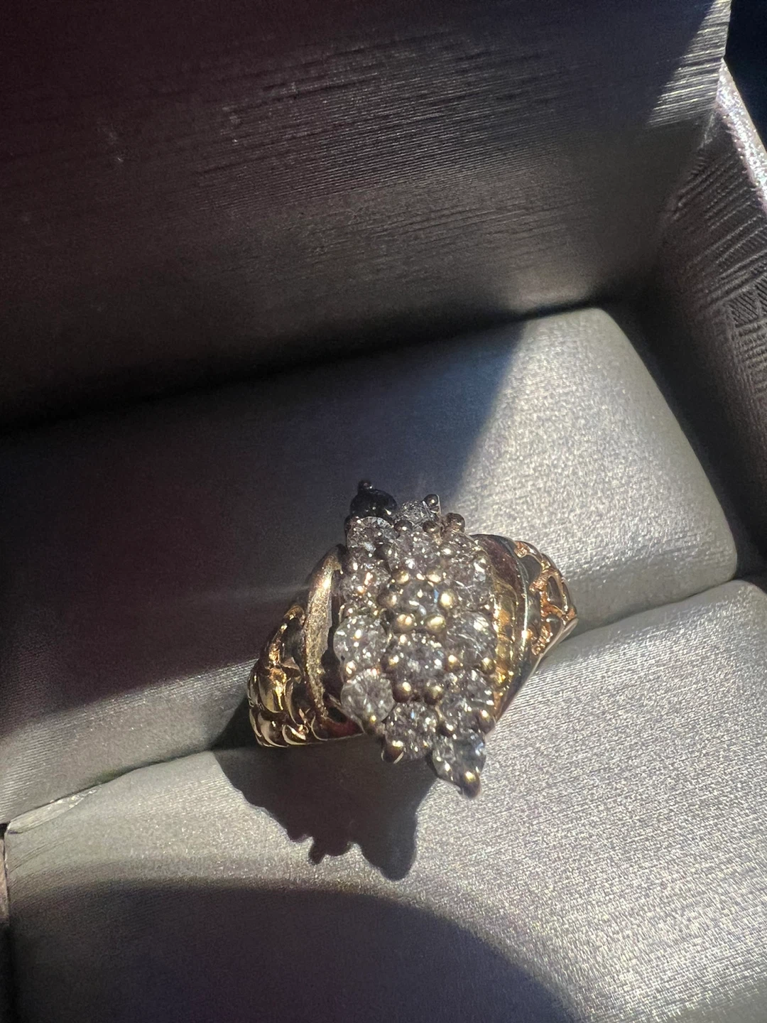 10 k Gold Cluster Diamond Ring 1.00 CTW - photo 4