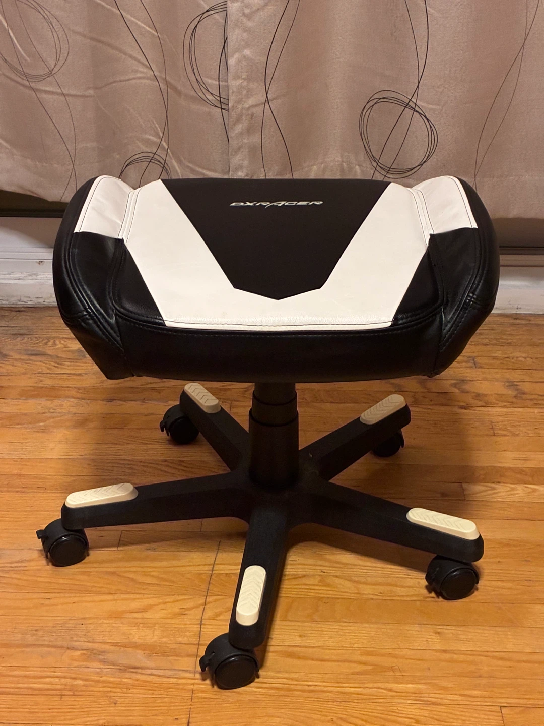 DXRacer Gaming Chair Footrest / Ottoman – Adjustable