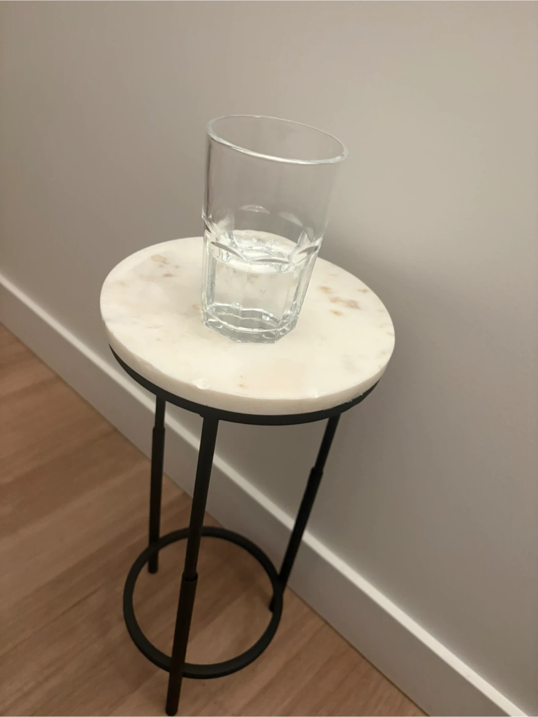 Round Marble Top Side Table - photo 2