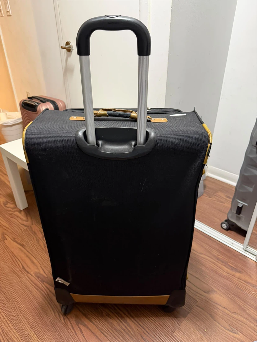 Suitcase-move out sale - photo 4