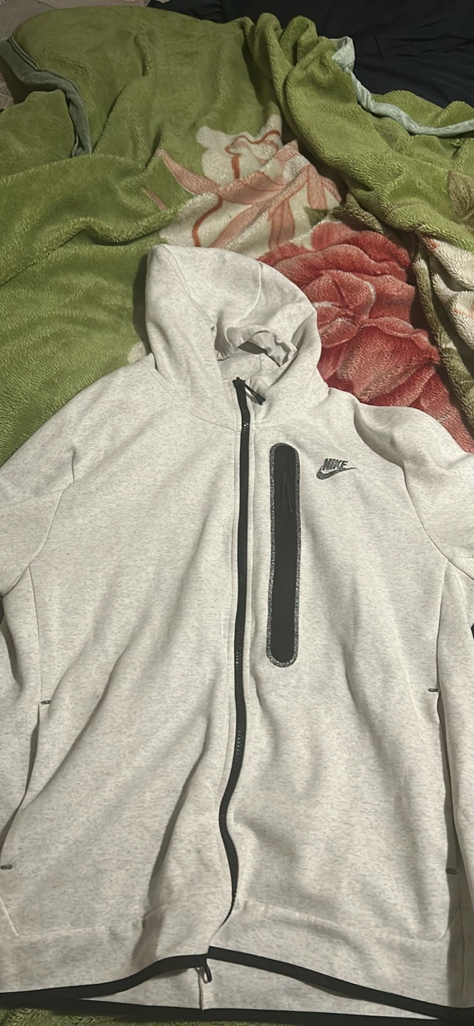 New Gen Nike Tech Fleece Hoodie - photo 2