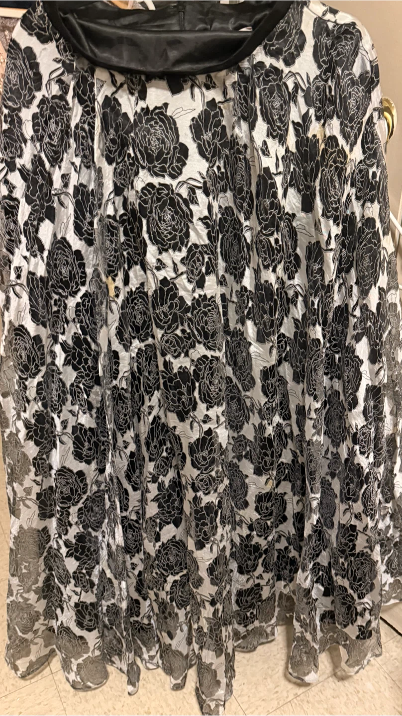 Cinderella Divine Floral Skirt Black and White - photo 4