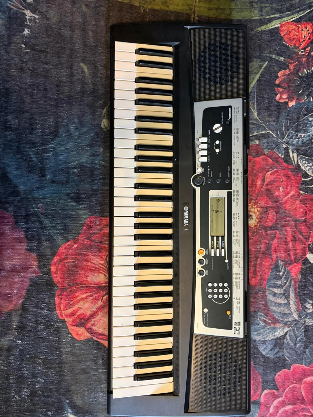 Yamaha YPT-210 Portable Keyboard - photo 4
