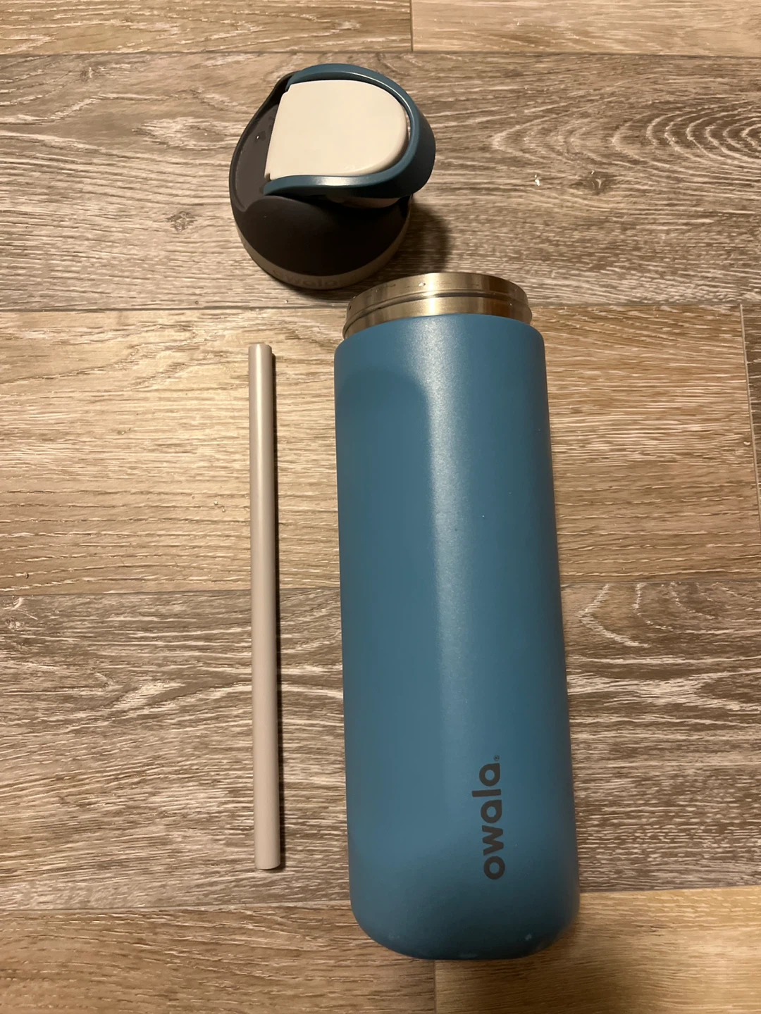 2 Owala FreeSip Water Bottles - photo 3