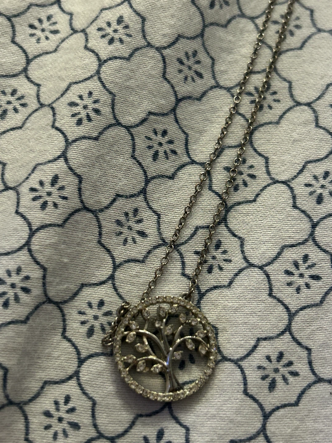 Tree of Life Necklace Pendant - Like New - North York