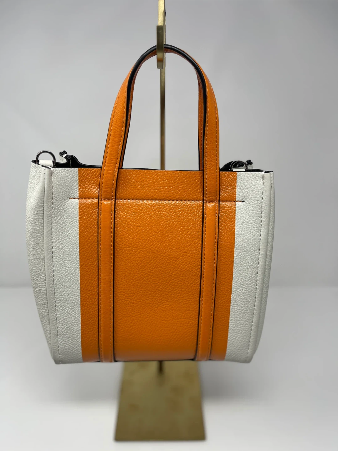Marc Jacobs The Leather Mini Tote Bag - photo 2