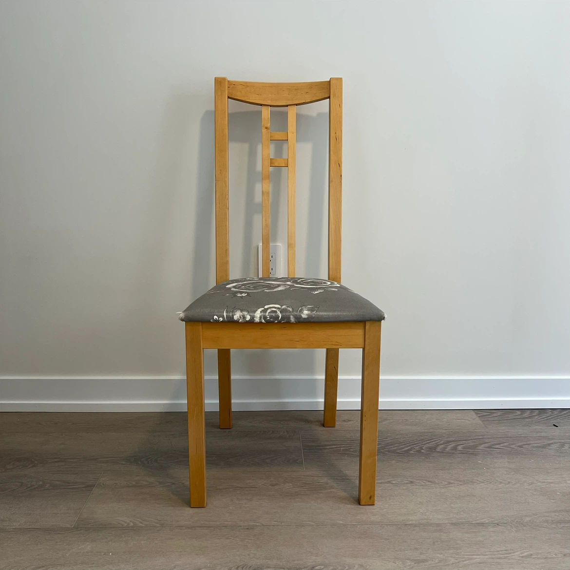 Wood Dining Chairs with Floral Seat x7