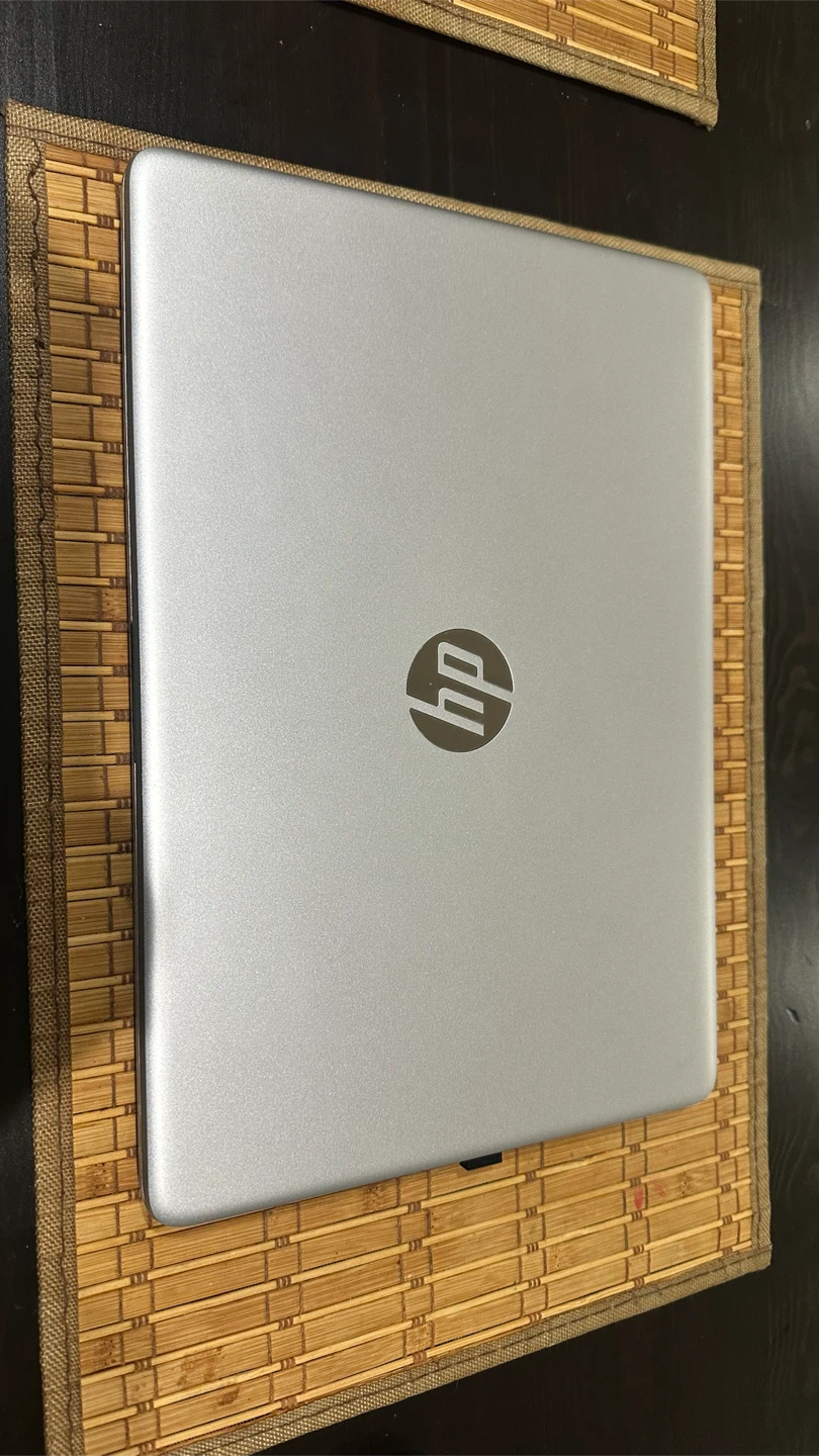 HP Intel Core i5 Laptop - photo 2