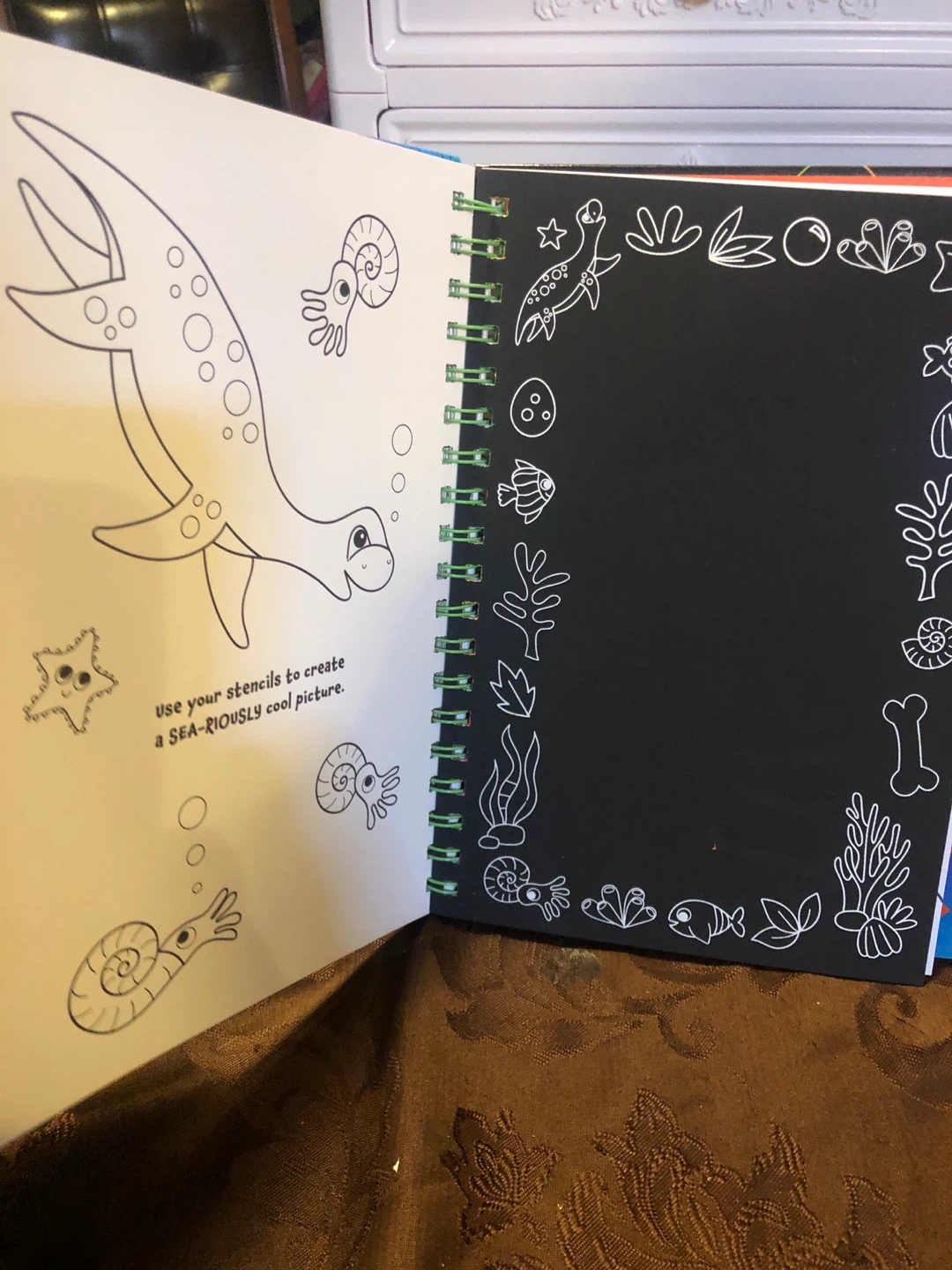 NEW Amazing Dinosaurs Scratch Art Stencils Activity Book - photo 4