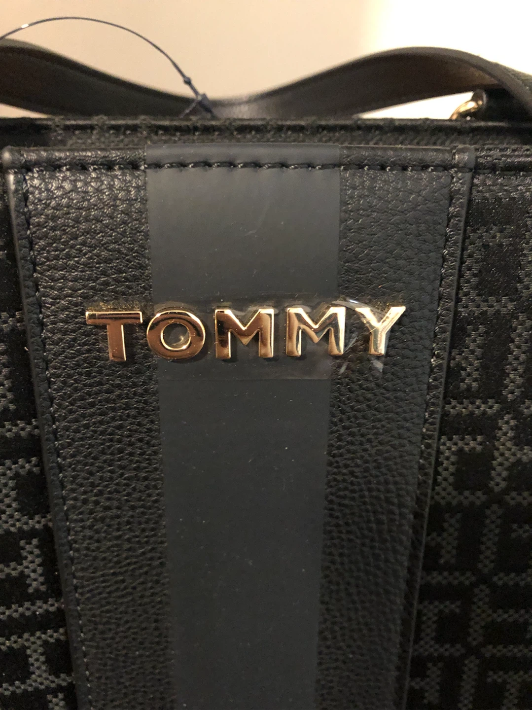 Tommy Hilfiger Black Monogram Tote Bag - photo 4