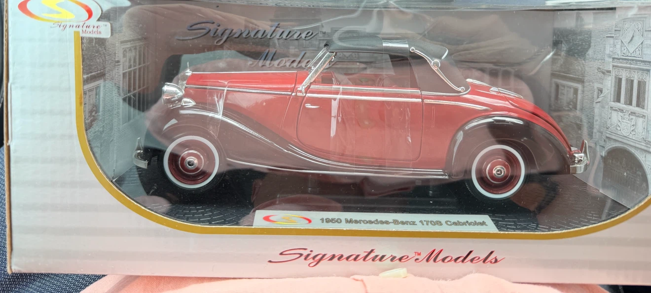 Signature Models 1950 Mercedes-Benz 170S Cabriolet Diecast Car - photo 2