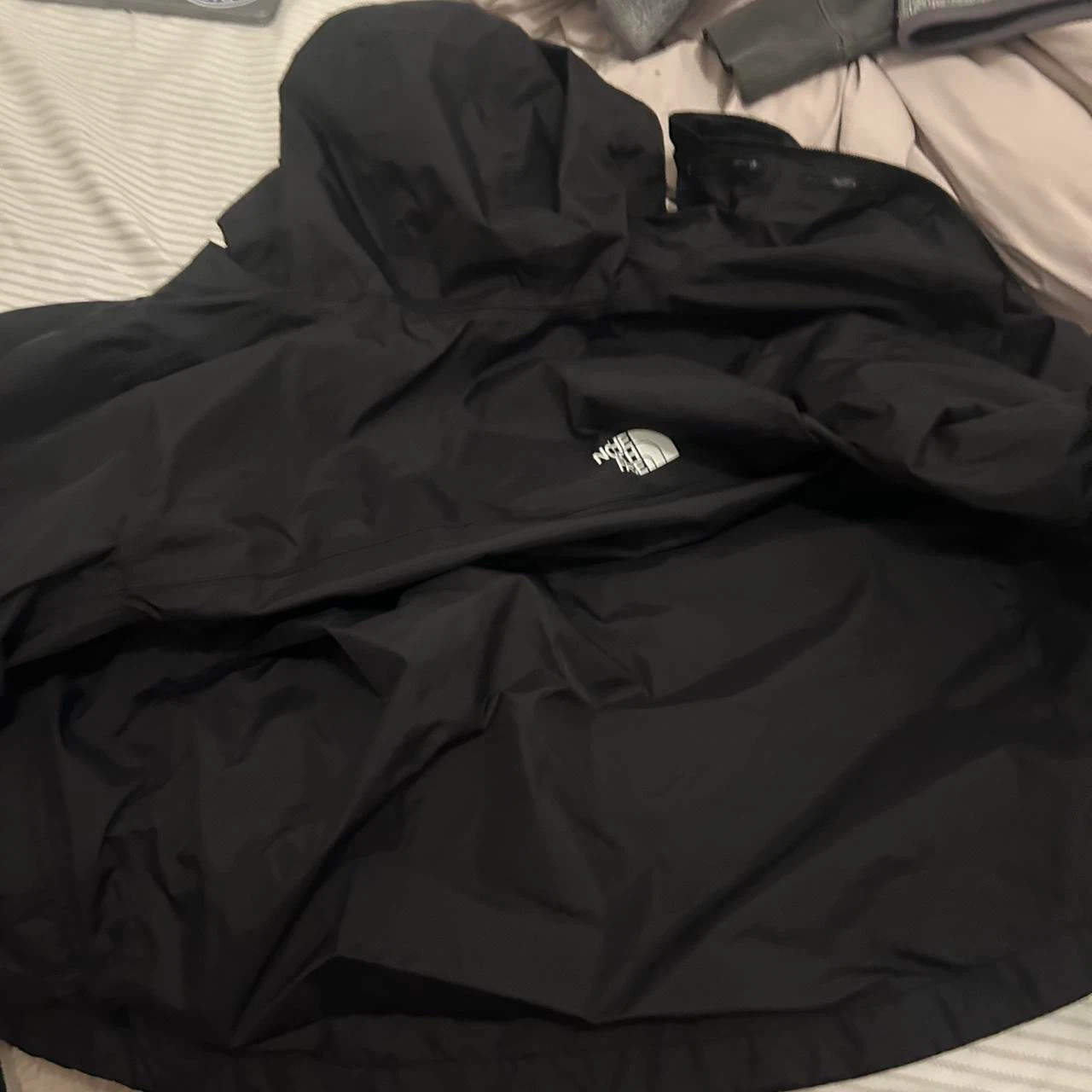 The North Face Boys' Rain Jacket Black - photo 2