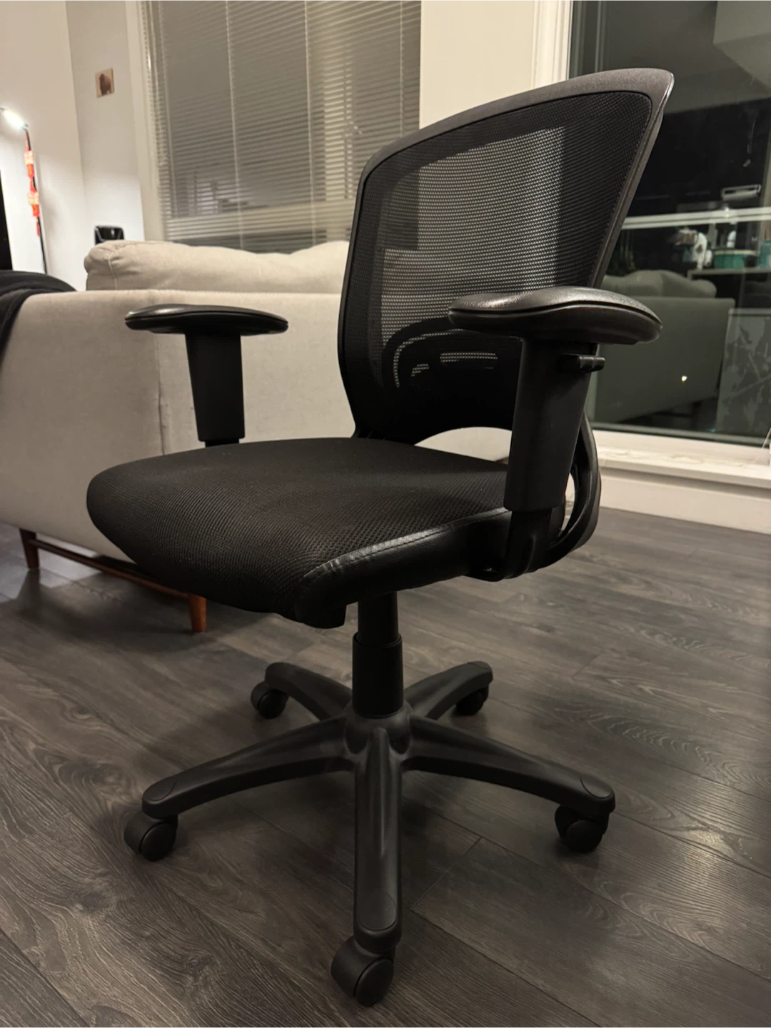 Staples black Mesh Office Chair